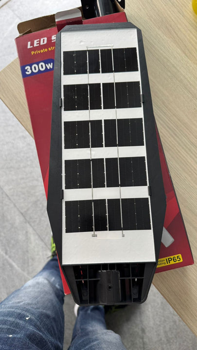 Lampara Solar Fotovoltaica  300 W - IP65